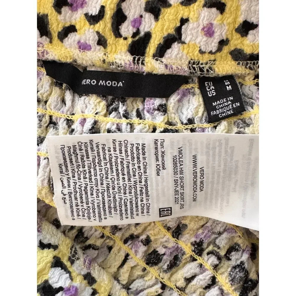 Vero Moda fluttering flowers